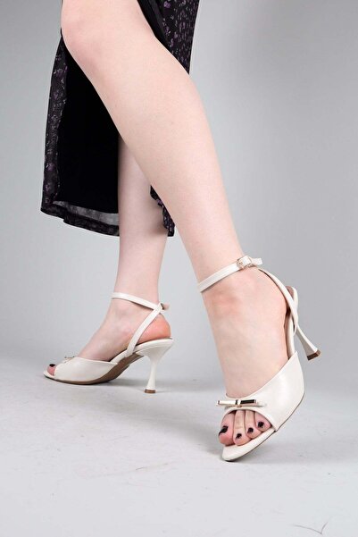 Birikon Noed Ankle Strap High Heels Ten