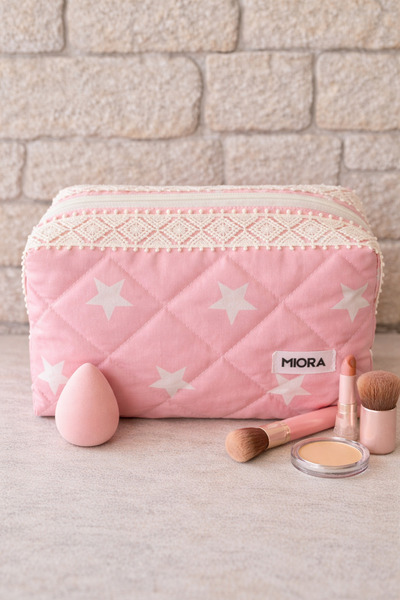 MIORA BAG حقيبة تنظيم وتنظيم المكياج بتفاصيل من الدانتيل ونقشة النجوم