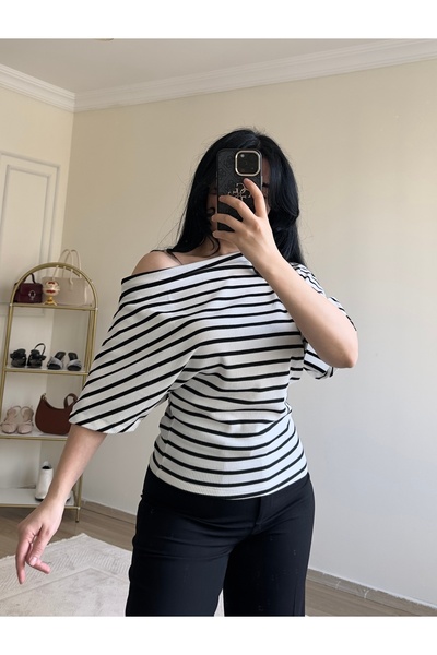 YELZEY BUTİK Kayık Yaka Çizgi Body