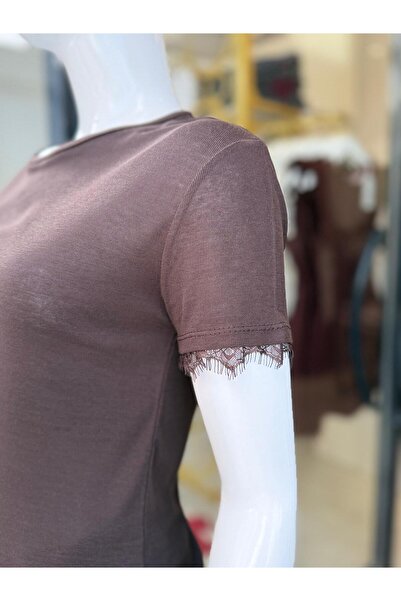 KAROL Kolu Dantel Detaylı Basic T-Shirt – Kısa Kollu Günlük Kadın T-Shirt