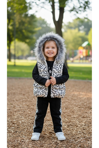 İdeal Hippıl Baby 7058 Girl's Furry Hooded Vest Embroidered Sweater Pants 3-P...