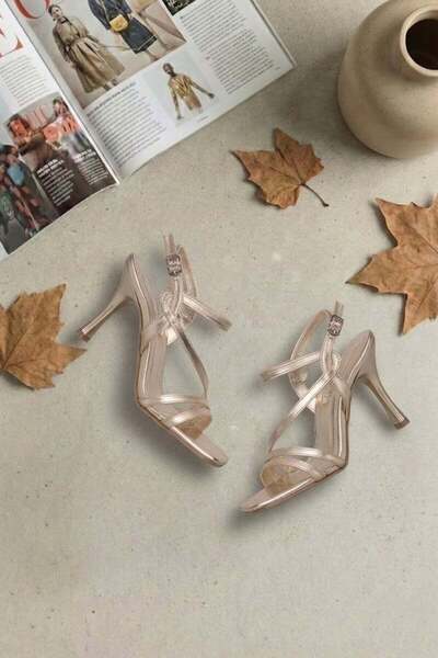 Ayakkabı Fuarı Γυναικεία κλασικά παπούτσια με τακούνι Elit MST1354M σε χρυσό ...