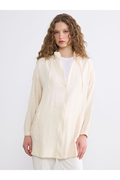 LC Waikiki سترة نسائية بغطاء للرأس