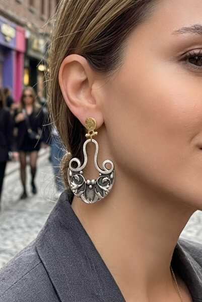 LIVOSH أقراط سالكيم الذهبية ذات التفاصيل العتيقة