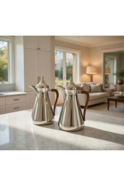 Generic Trams Set 1 Liter Shiny Silver on Wooden Handle