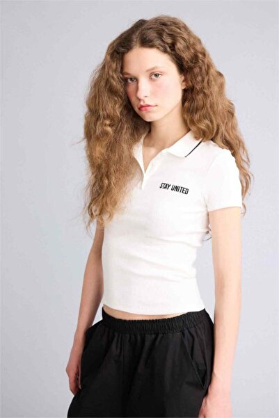 LC Waikiki Fitted Polo Neck Ribbed T-Shirt