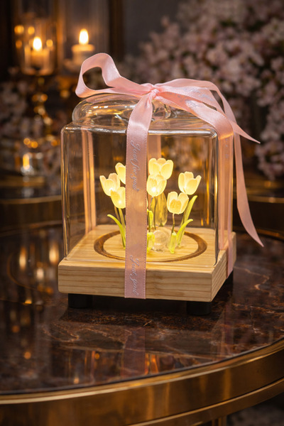 Gift LAB Lighted Glass Rose Flower Box with Wooden Base - Luxury Decor and Gi...