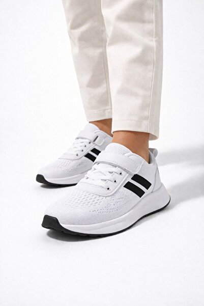 Slipcat Children's Breathable Mesh Velcro Fastening Lace-Up Lightweight Sole ...