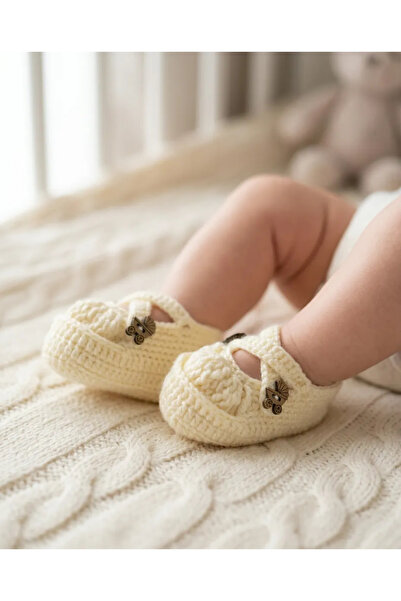 jr.bunnies Handmade Newborn Booties |   Soft Knitted Baby Shoes (0-3 Months)