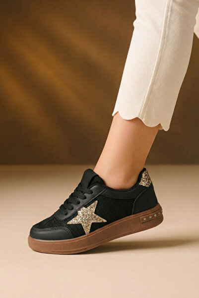 Limbeo حذاء رياضي للفتيات بتفاصيل نجمة لامعة ورباط ونعل مرن مانع للانزلاق