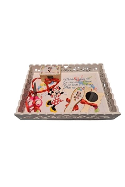 1 Tavă MDF Mot cu margini din dantelă