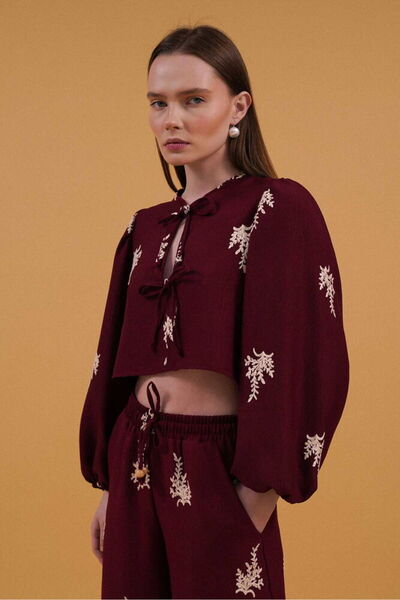 VERYMODA Bluză brodată cu legătură frontală - Roșu Claret |   F1711