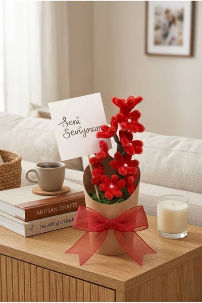 Bee Flower Shop Şönil Çiçek Kırmızı - Kraft Saksı