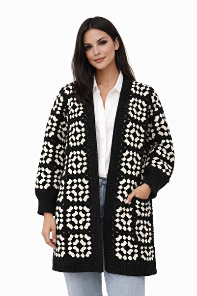 Ocean Pole Black and White Knitted Cardigan