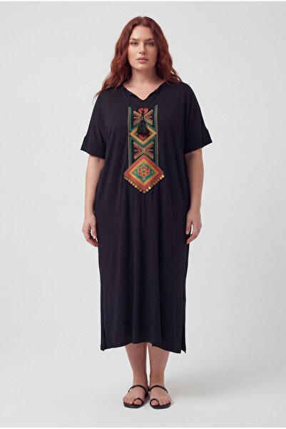 Ebsumu Women's Plus Size Sequined and Embroidered Knitted Black Dress