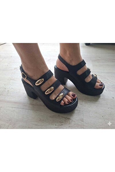 ds Dicle Stil Σανδάλια με 3 λεπτομέρειες με κούμπωμα