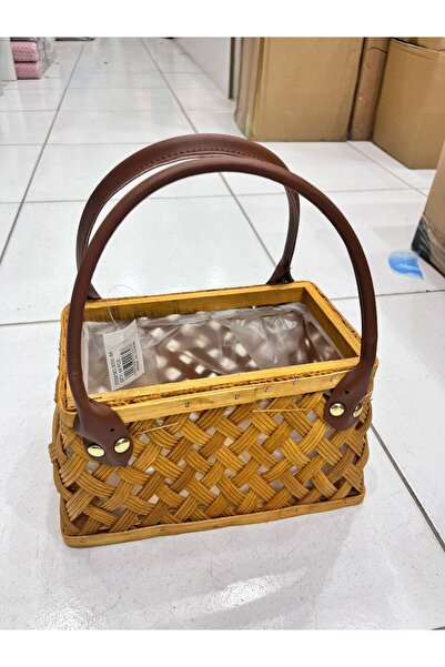 South house Wicker Basket with Leather Handle for Roses