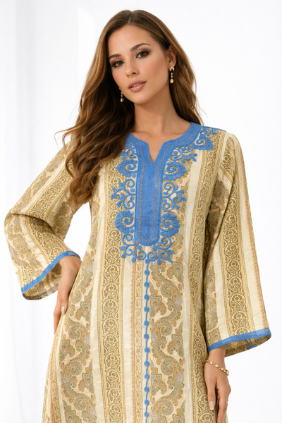 Shiladon Luxurious Robe with a Charming Regal Look
