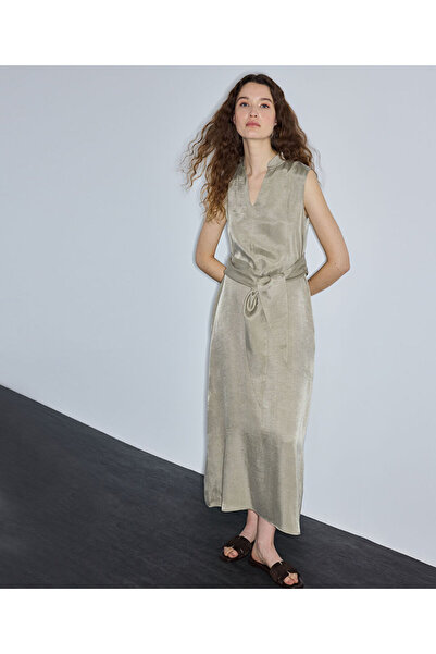 İpekyol Kuşaklı elbise