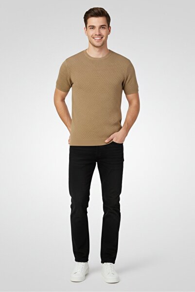 Threadbare Men Crew Neck Short Sleeve Knitted T-Shirt, Tan
