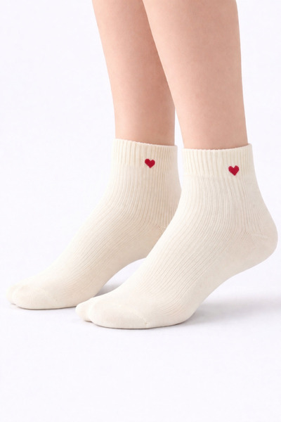 Saria Moda 3 Pairs of Ecru Derby Cotton Heart Socks