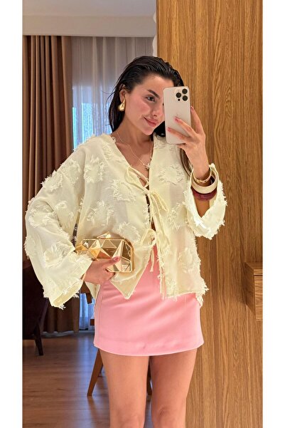 Gizem Ecemiş Juel Sarı Püsküllü Bağlamalı Gömlek