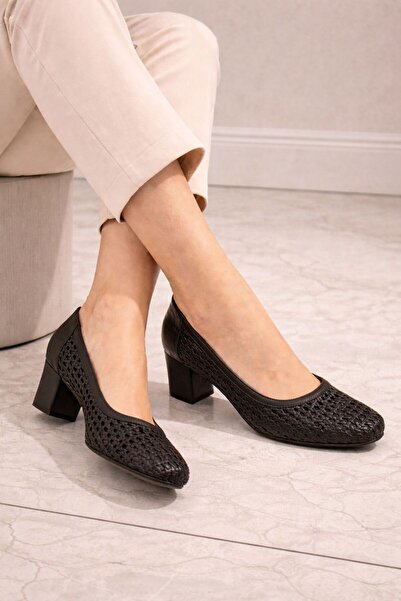 Gold Step Thick Heeled Vegan Knitted Leather Shoes