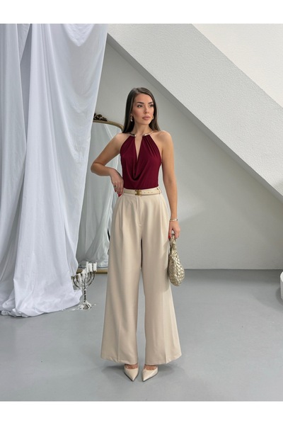 LİSAA BUTİK Λεπτομερές ολόσωμο κορμάκι με αξεσουάρ