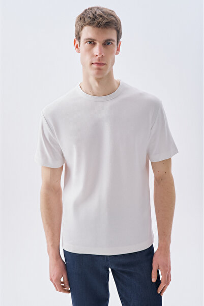 Mudo Erkek Kırık Beyaz Comfort Fit Bisiklet Yaka T-Shirt