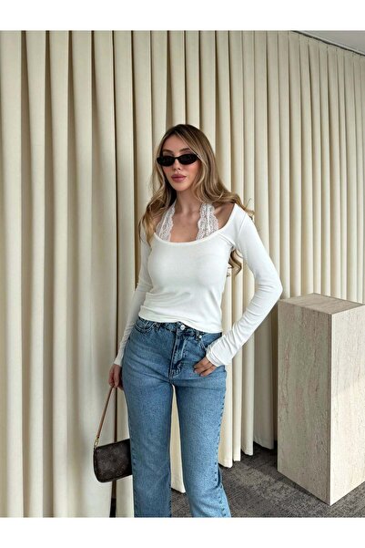 manana fashion Lace Neck Blouse