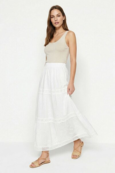 Rays Fusta albă din dantelă cu model floral 37227