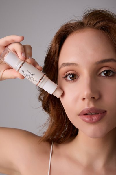 GulFlower Double-Sided Illuminating & Under-Eye Concealer Stick