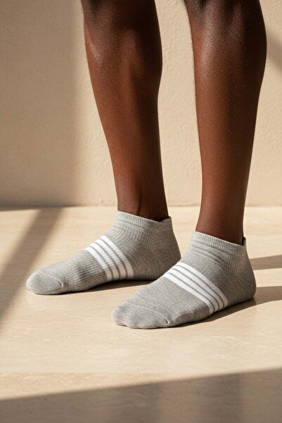 Katia&Bony جوارب رجالية مخططة باللون الرمادي