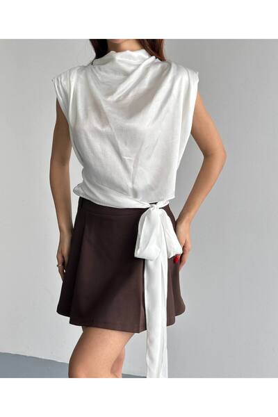 Butik Beyza Patterned Satin Fabric Degaje Collar Blouse