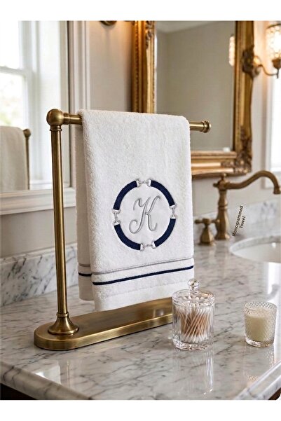 Nur Homing K Letter Chain Towel