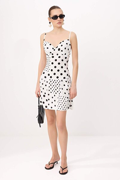 Συλλογή Trendyol Μαύρο-Λευκό Φόρεμα Μίνι Υφαντό σετ Πουά τεμαχίων TWOSS26EL00324