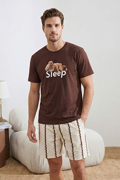 Trendyol kolekcija Smeđi pamučni pidžama set standardnog kroja sa printom med...