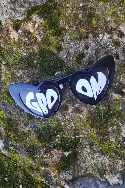 PEKSHOP Black Heart Groom Written Groom Glasses - Bridal Groom Photo Accessor...
