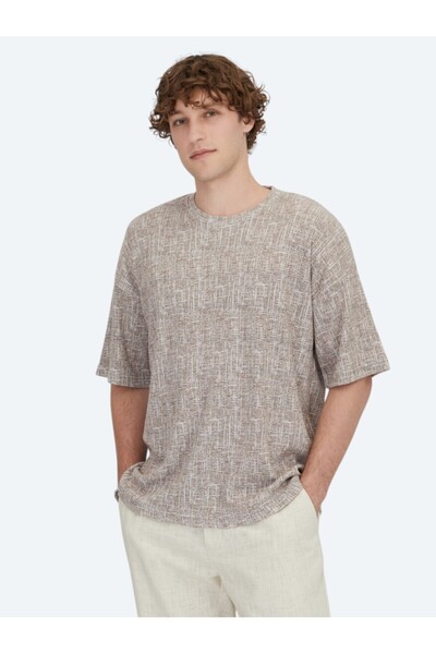 Kip Т-shirt з антрацитовим принтом, комір-стійка, бавовняна суміш