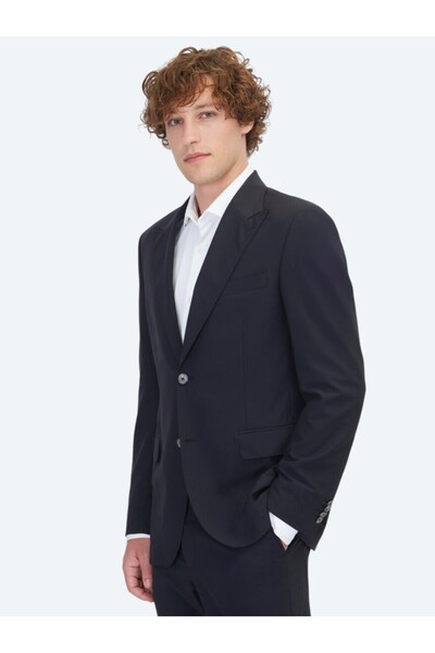 Kip بدلة سوداء مخططة حديثة