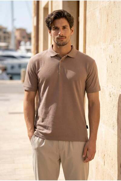 Valiberta تي شيرت أورلاندو بولو ياكا قماش بيكي من القماش ذو تصميم مريح ذو أزر...