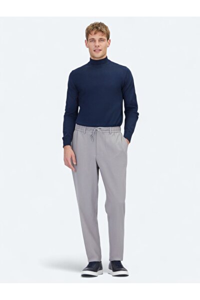 Kip Pantaloni casual gri cu țesătură dreaptă