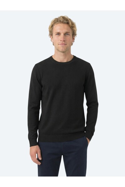 Kip Чорний велосипедний комір, прямий трикотажний светр