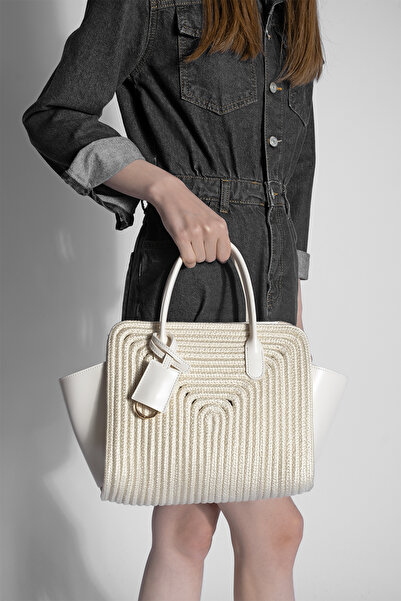 Marjin Kadın El Örgüsü Charmlı Fermuar Kapama El Çantası Refone Ekru Hasır