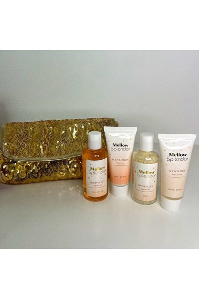 velve Set cadou spa femei Mellow Splendor cu gel de dus, body lotion, sare de baie, body scrub si borseta
