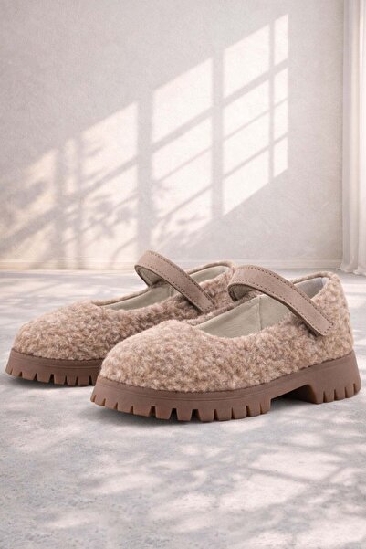 Rakerplus Beige Velcro Thick Soled Girls' Fluffy Shoes Plush Ballet Flats