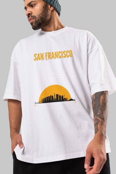 Ankhises San Francisko Napisano na prednjoj strani Štampano Belo Oversize kro...