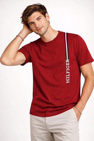 Tommy Hilfiger تي شيرت MONOTYPE VERTICA ذو قصة عادية