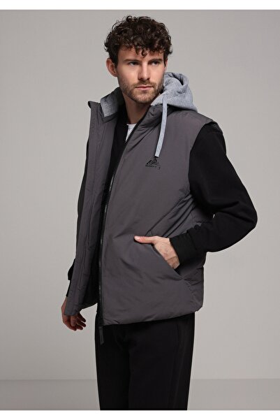 Colin's Regular Fit Men's Gray Vest