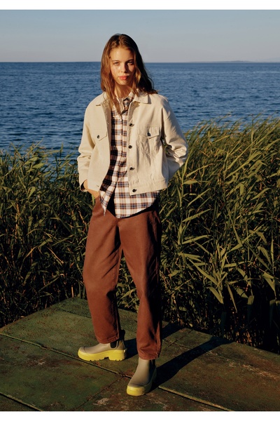 Colin's Дамски кафяви панталони с висока талия и прави крачоли